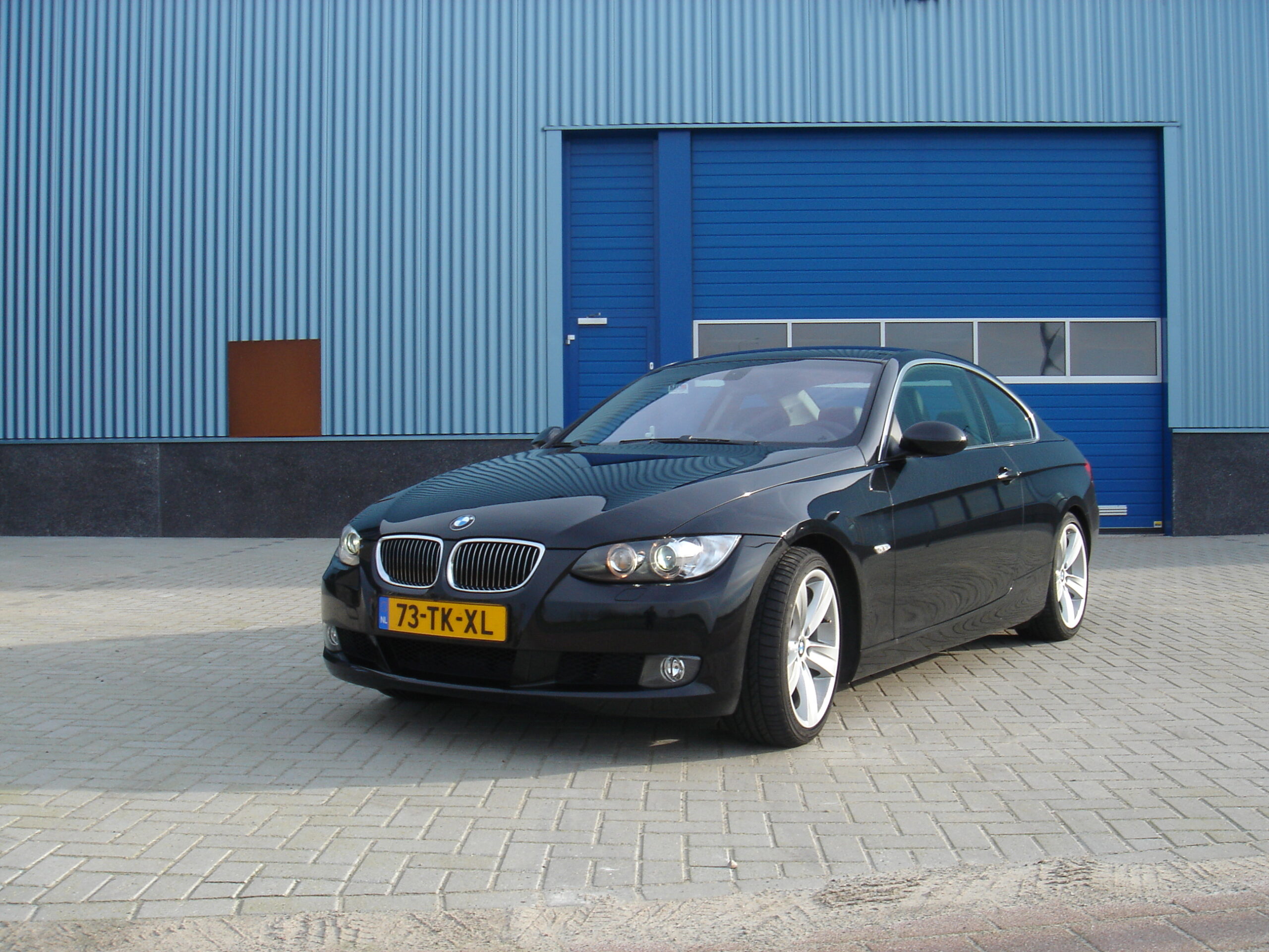 BMW 325i e92 Coupe High-Line